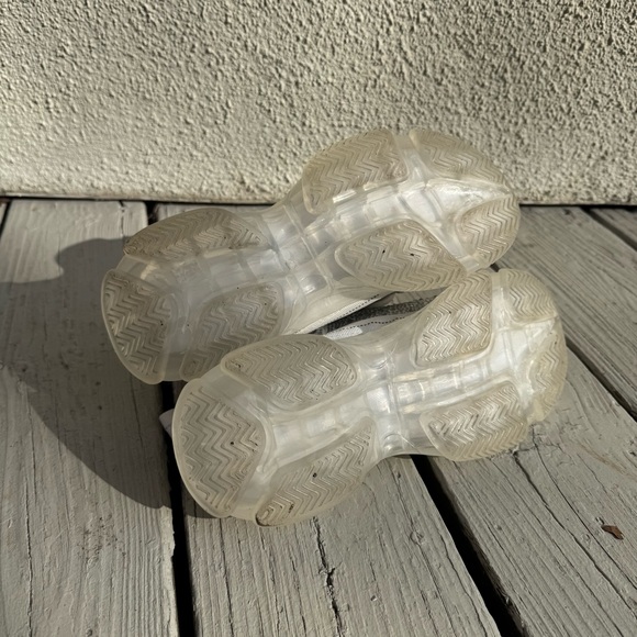 Steve Madden // maxima white, rhinestone statement sneakers size 8 - Picture 6 of 8